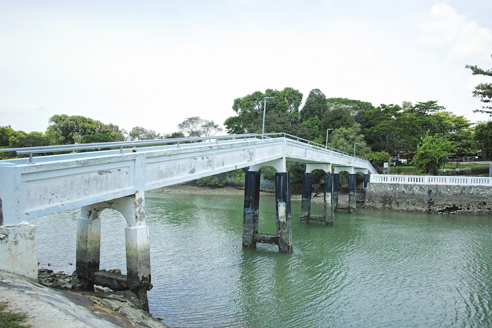 Sitting right opposite Changi Beach, the iconic Changi Point Footbridge at Changi Creek has been around since the 1930s and is surrounded by a chilling urban myth.